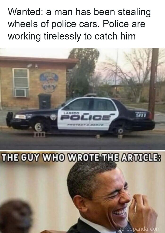 Auto della polizia senza ruote sui blocchi con didascalia sul furto di pneumatici, abbinata a un meme di un uomo che ride che spiega l'umorismo dei meme virali.